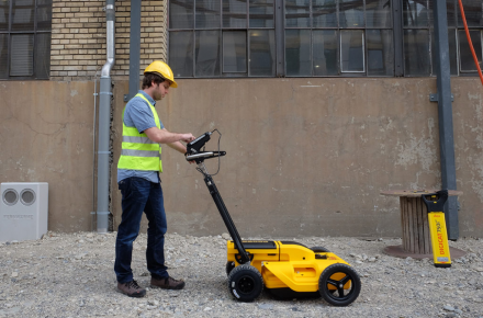 UTILITY DETECTION RADAR LEICA DS2000